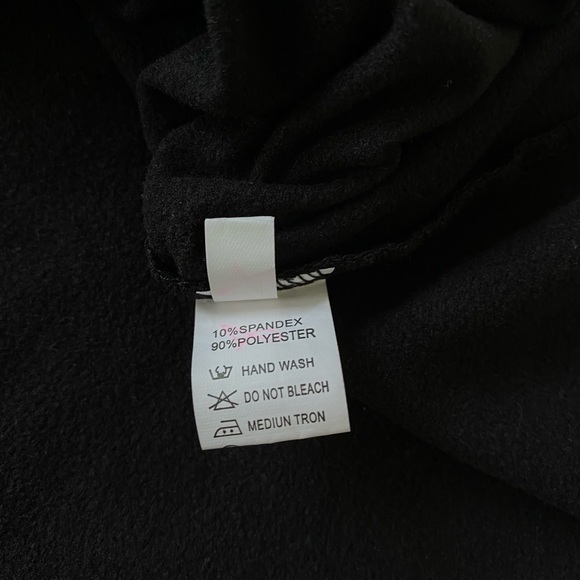 ⭐️HP!⭐️ Beautiful Black Dress - Picture 7 of 12